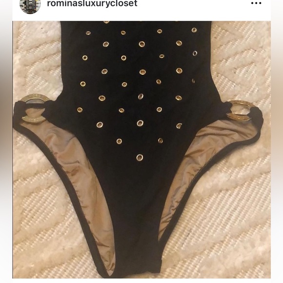 🖤✨ Michael Kors Gorgeous black one piece Swimsuit✨🖤 - Picture 6 of 10